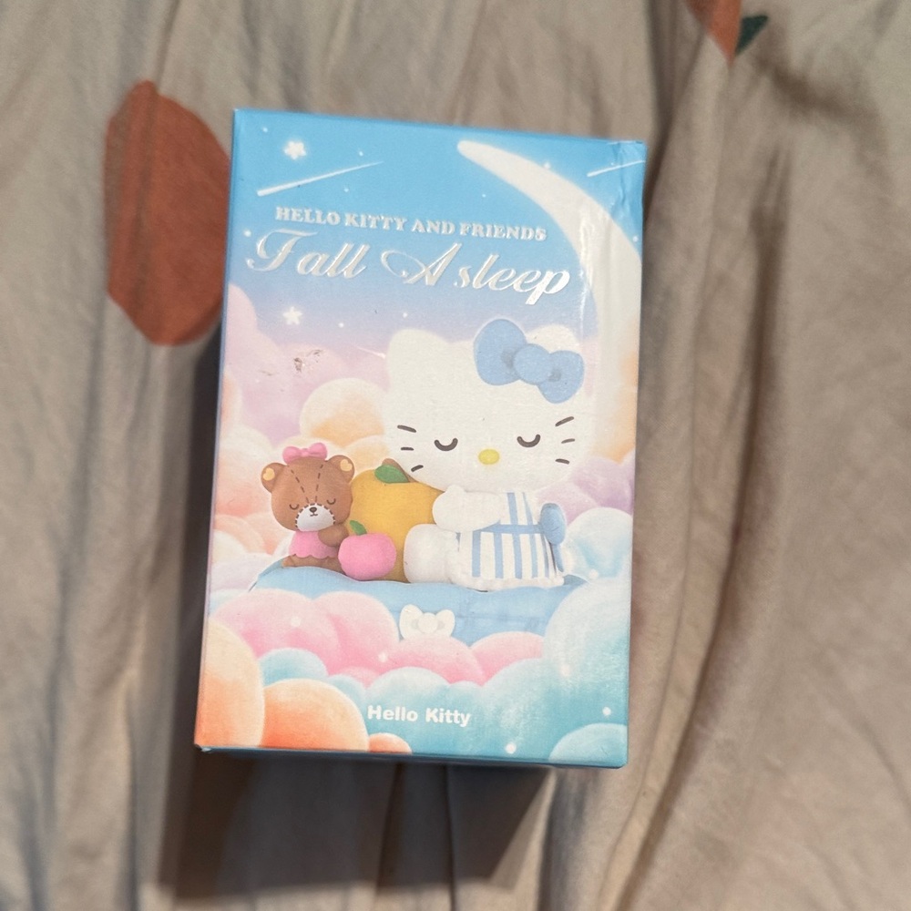 Hello Kitty Fall Asleep Pop Mart Blind Box